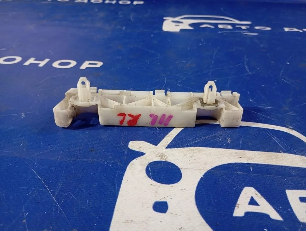 крепление бампера MITSUBISHI OUTLANDER CW5W 4B12