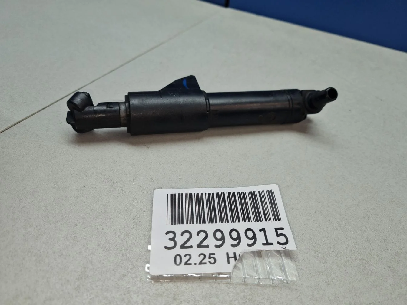 Форсунка омывателя фары левая для Audi A4 B9 2015-