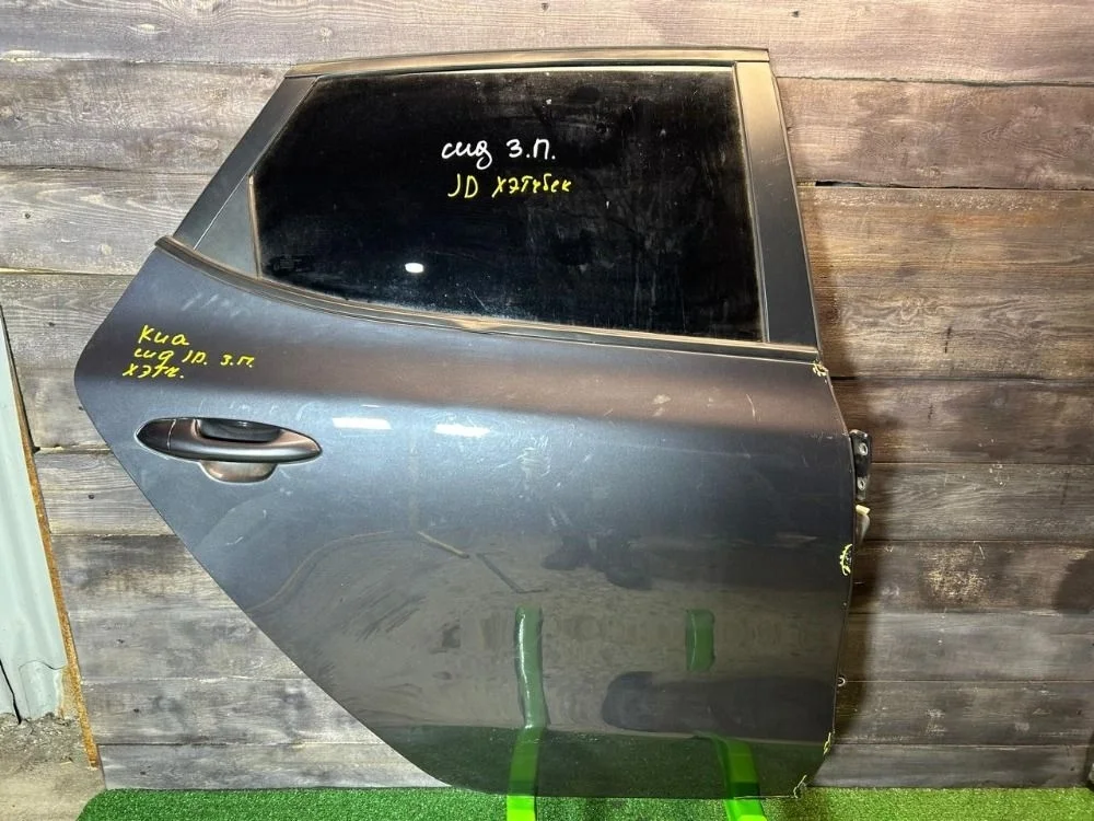 Дверь задняя правая Kia Ceed  JD