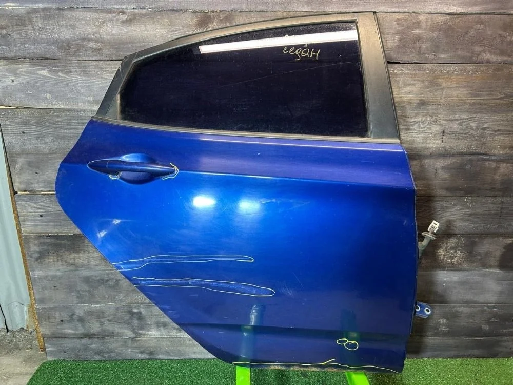 Задняя правая дверь Hyundai Solaris 1.