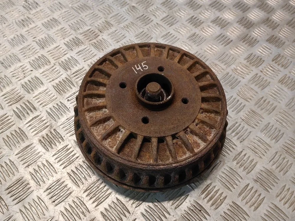 Барабан тормозной левый в сборе Renault Sandero