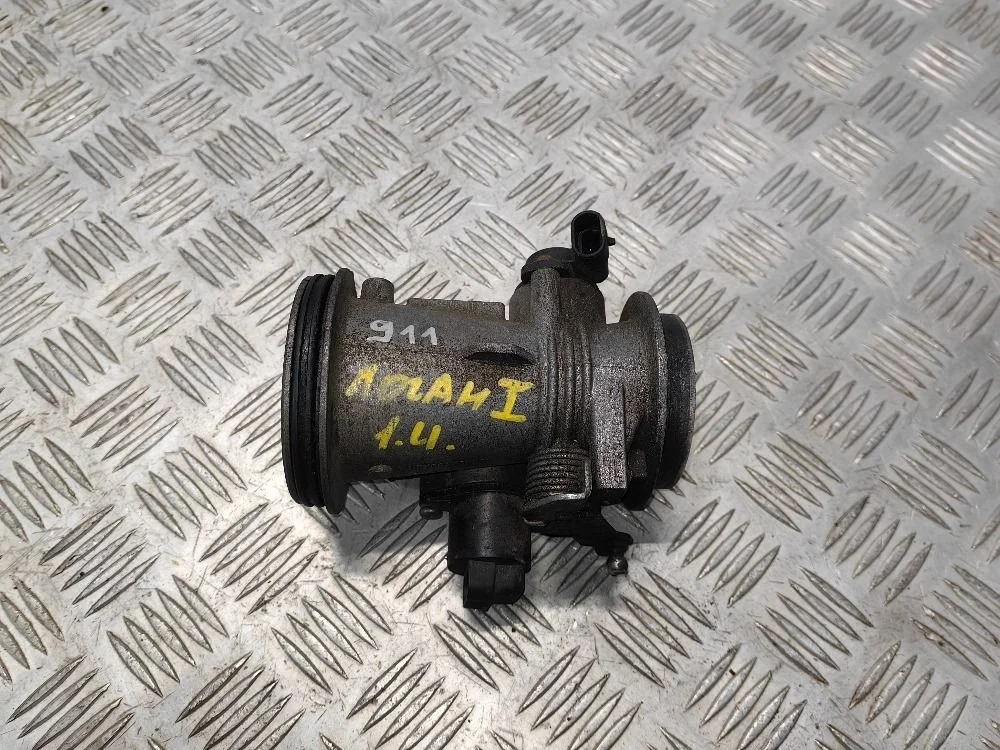 Заслонка дроссельная Renault Logan