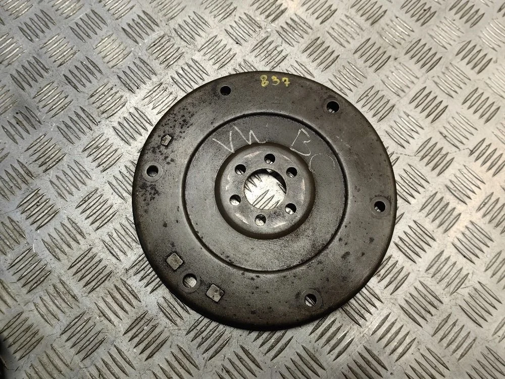 Маховик Volkswagen Passat B6