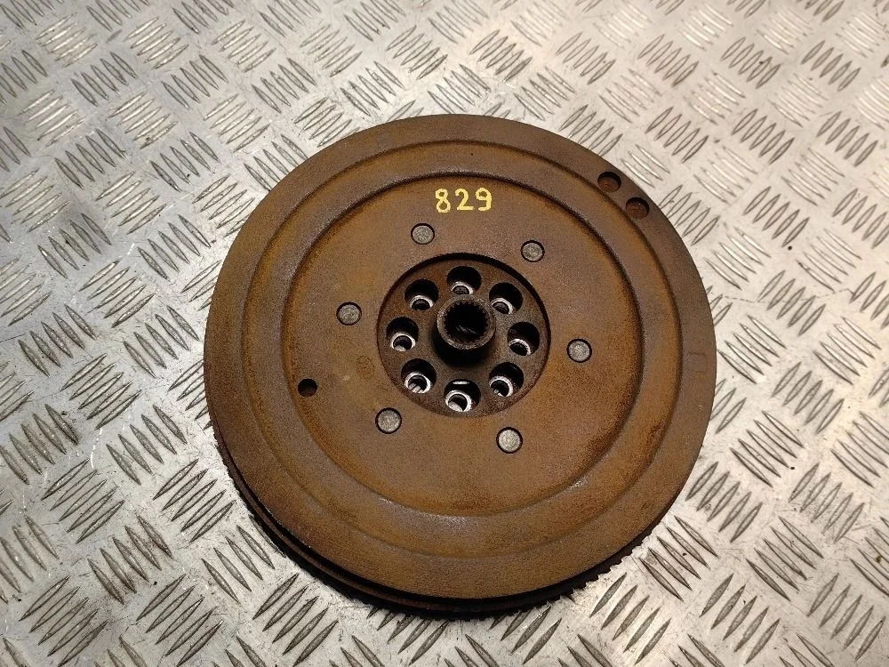 Маховик Audi A6 C5