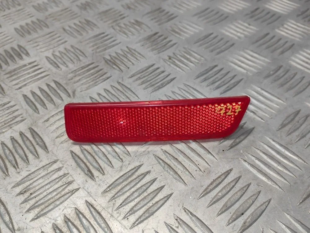 Катафот в задний бампер Renault Duster