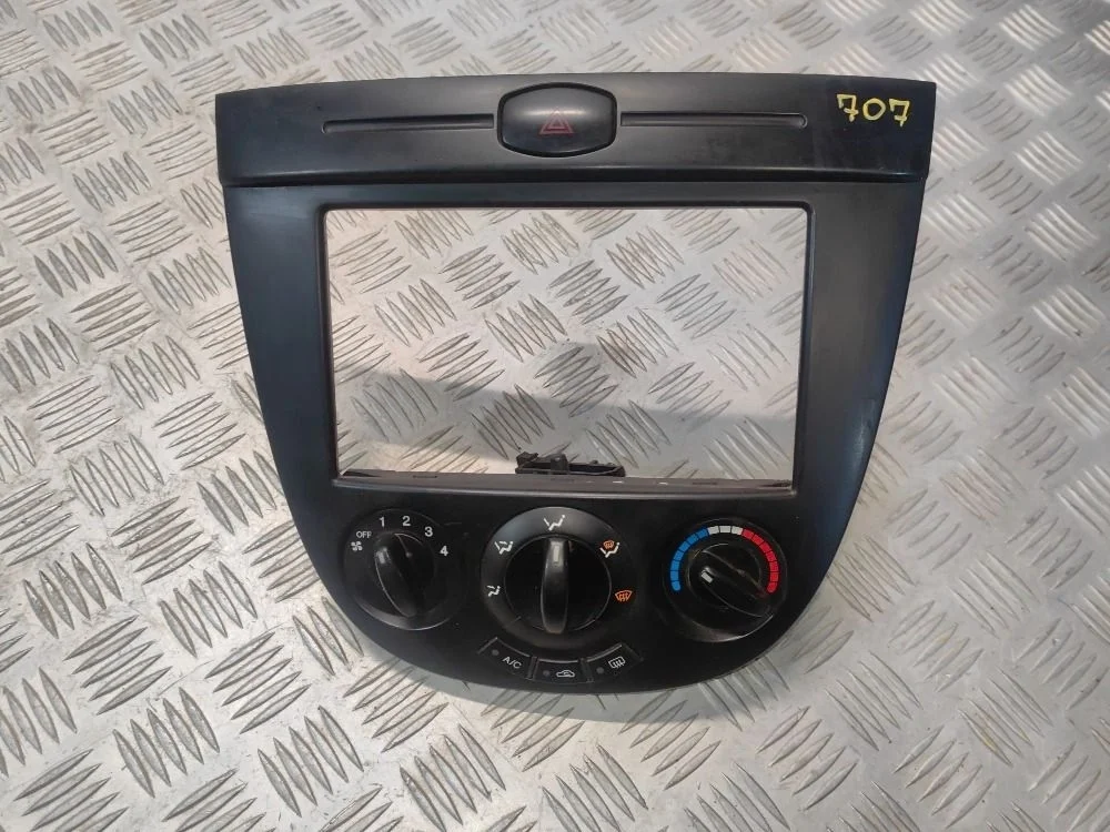 Блок управления отопителем Chevrolet Lacetti