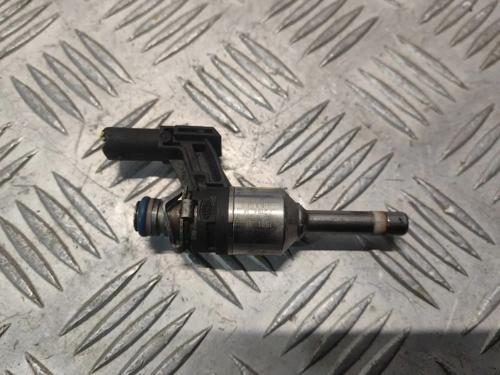 Форсунка топливная Volkswagen Golf Mk6