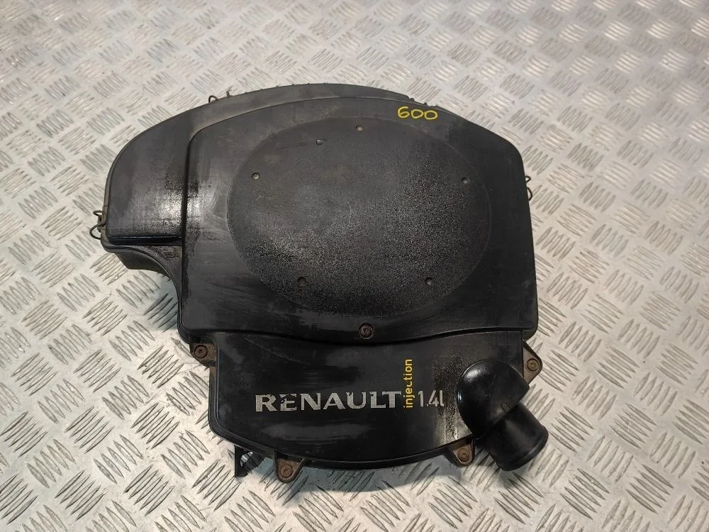 Корпус воздушного фильтра Renault Logan