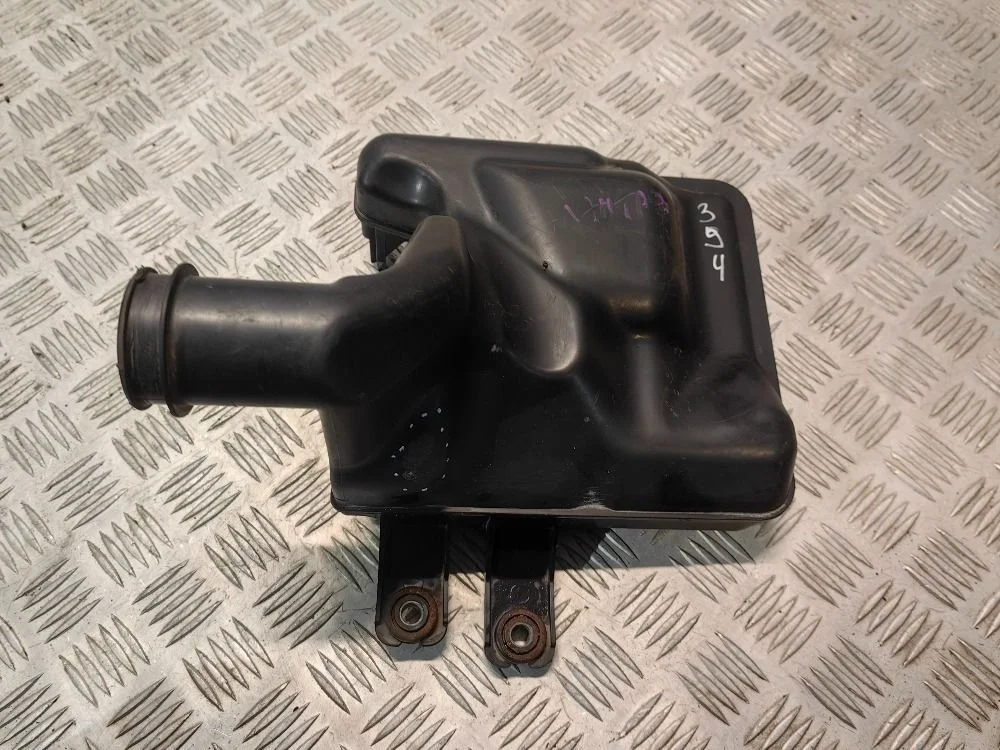 Резонатор воздушного фильтра Hyundai Elantra