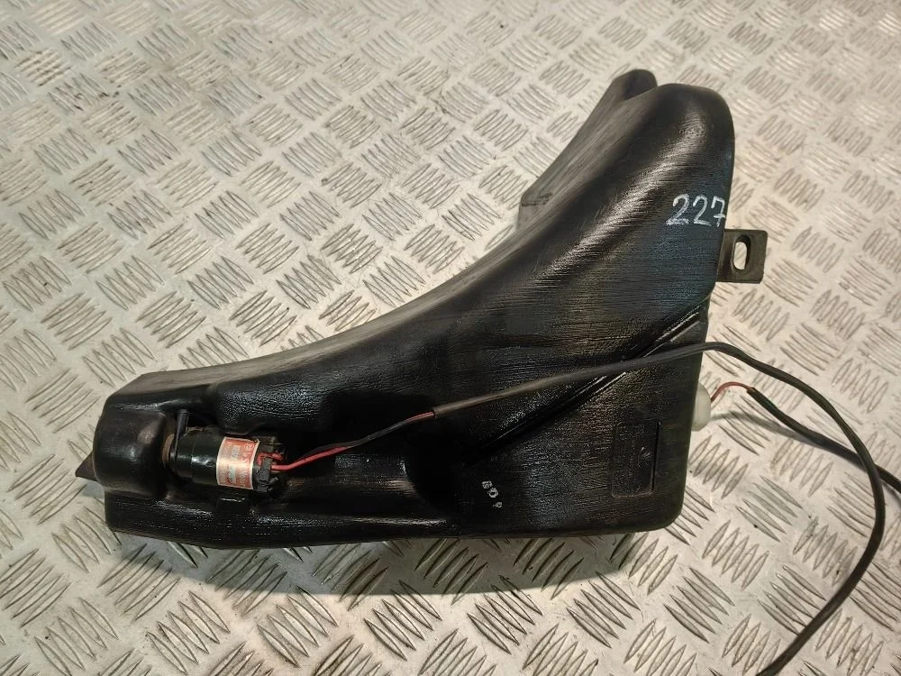 Бачок омывателя Daewoo Nexia