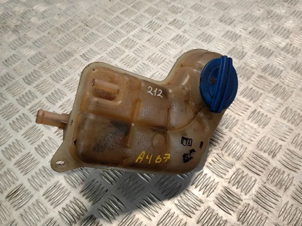 Бачок расширительный Audi A4 B7