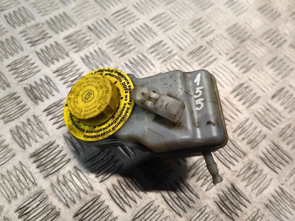 Бачок тормозной жидкости Volkswagen Polo V