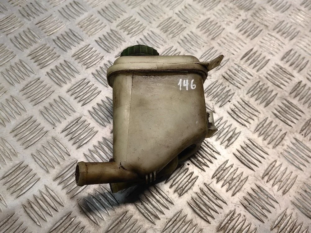 Бачок гидроусилителя Volkswagen Touareg