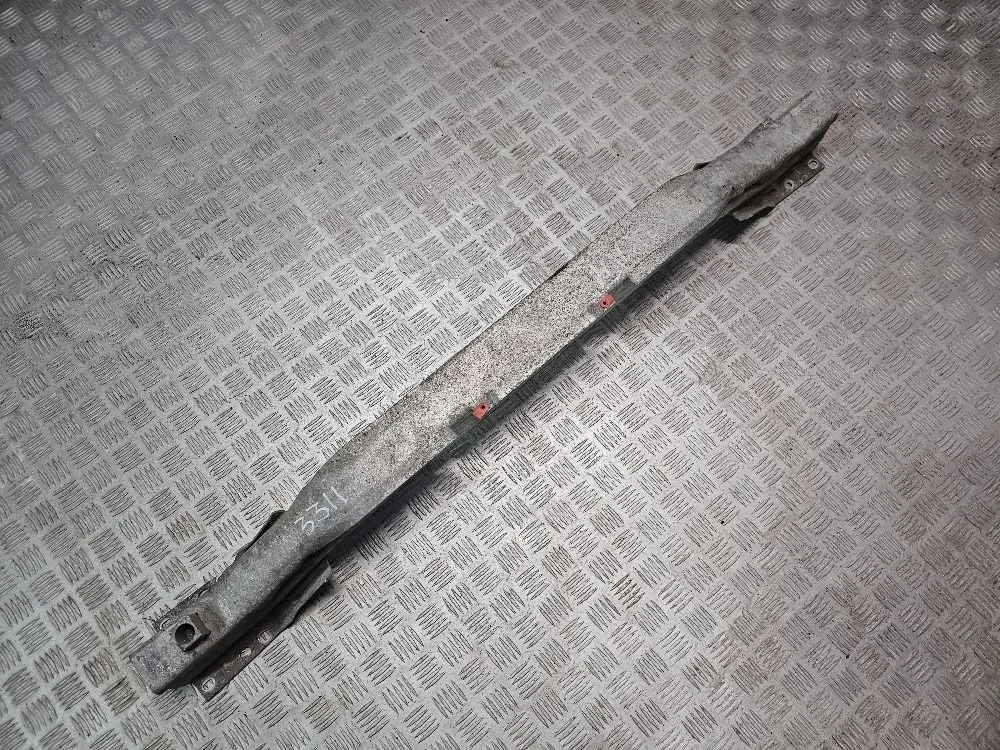 Усилитель заднего бампера на Opel Astra H