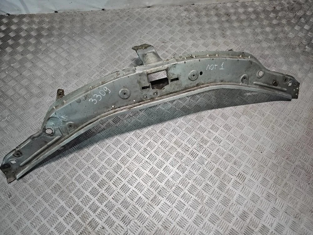 Панель передняя Renault Logan