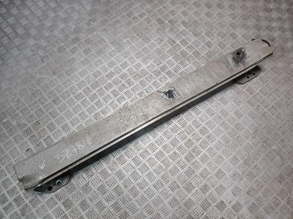 Усилитель бампера задний Peugeot 308