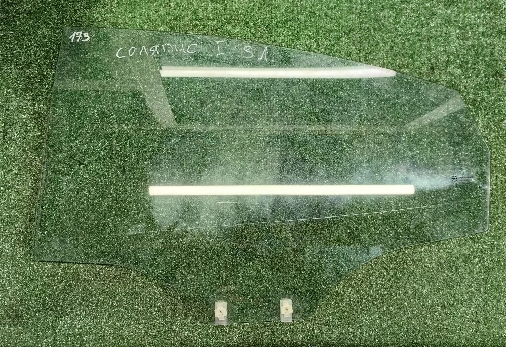 Стекло задней левой двери Hyundai Solaris I