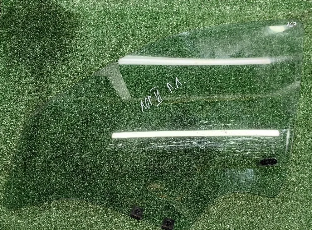 Стекло двери передней левой Renault Logan 2