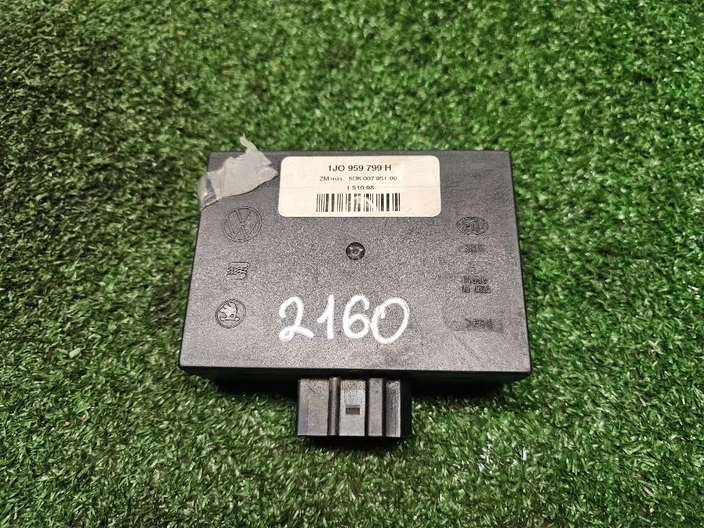 Блок комфорта Volkswagen Golf