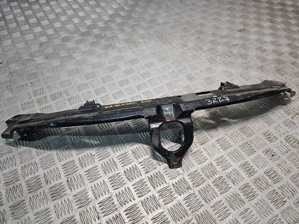 Планка телевизора Mercedes-Benz E-Class W210