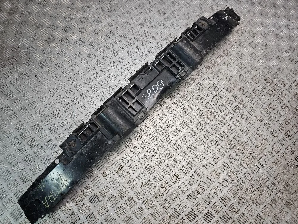 Усилитель переднего бампера Opel Astra H