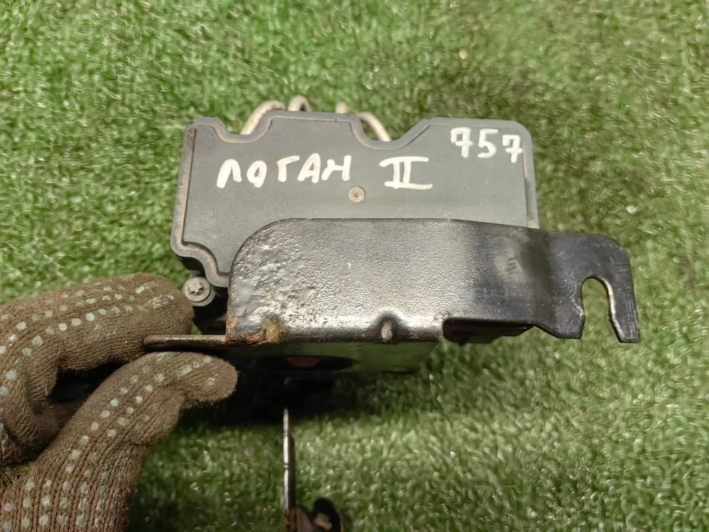 Блок ABS Renault Logan