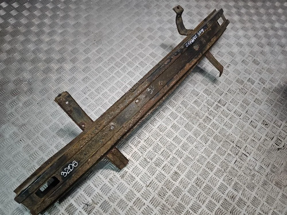 Усилитель бампера заднего Hyundai Solaris