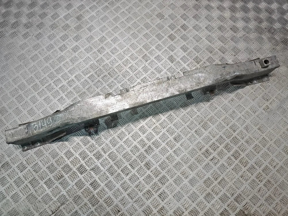 Усилитель заднего бампера на Opel Astra H