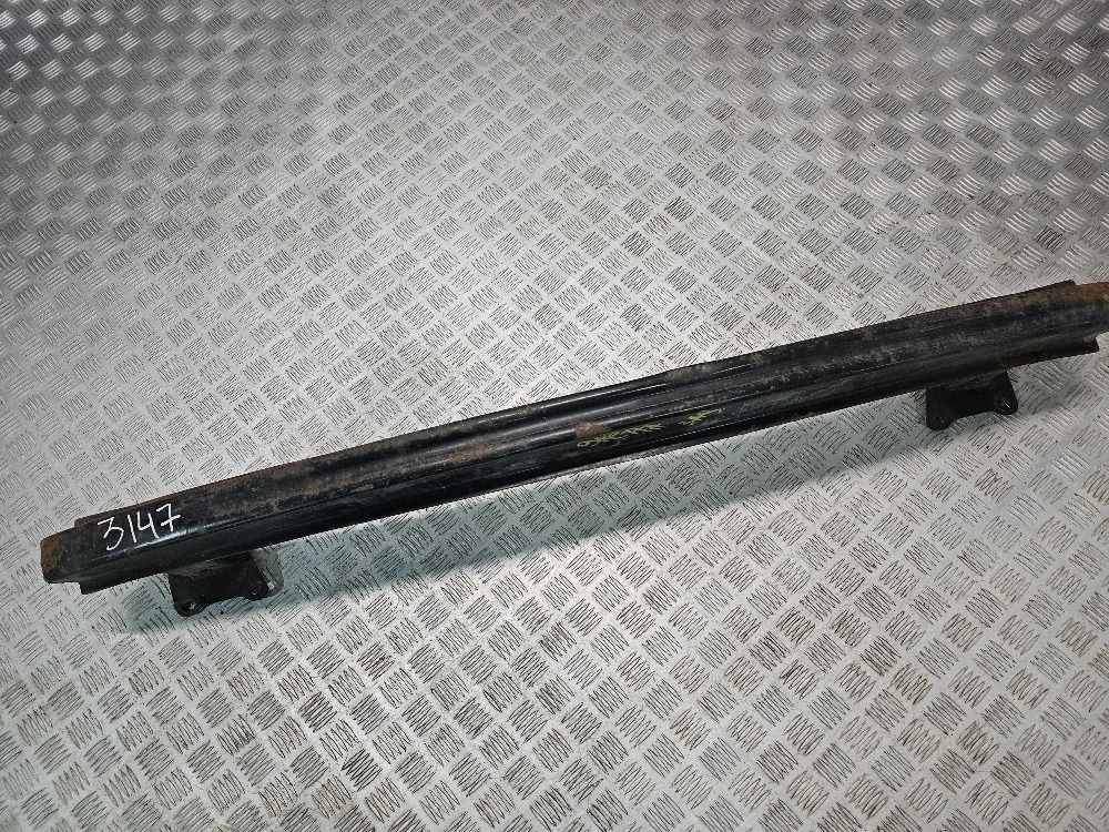 Усилитель заднего бампера  Volkswagen Jetta V