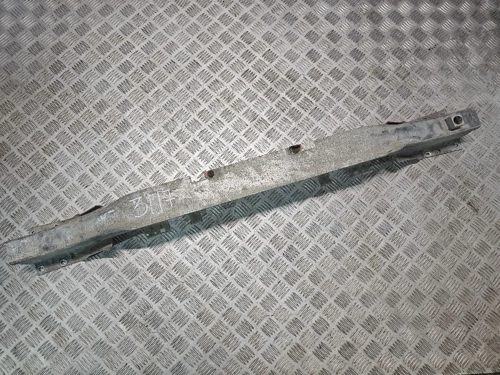 Усилитель заднего бампера на Opel Astra H