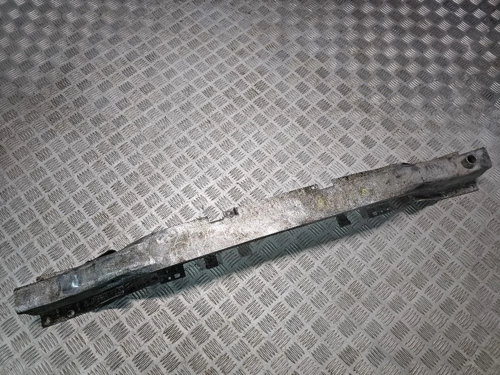 Усилитель заднего бампера на Opel Astra H