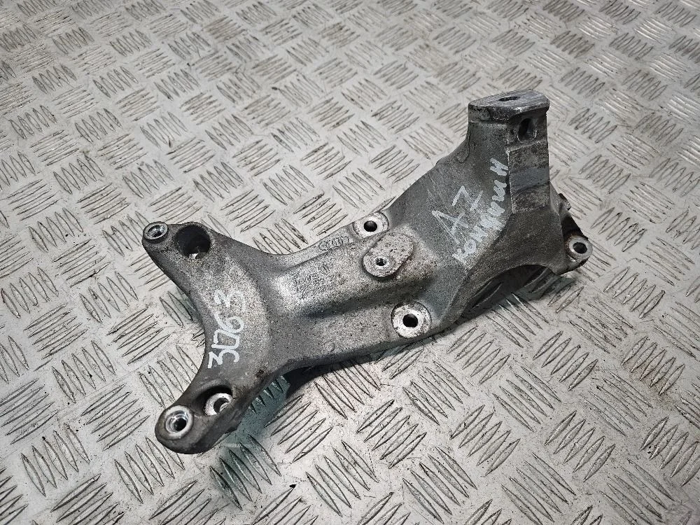 Опора двигателя левая Audi A6