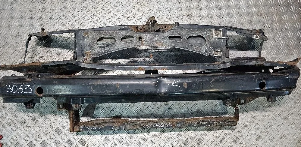 Передняя панель (Телевизор) Skoda Octavia