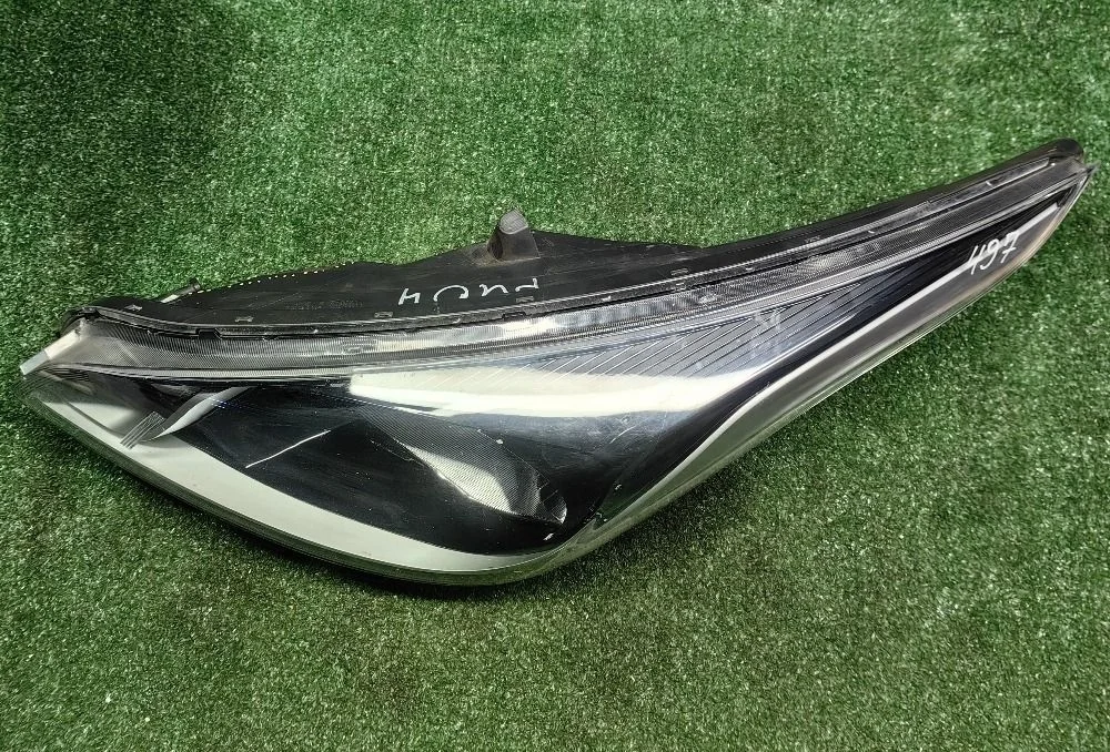 Фара левая Kia Rio 4