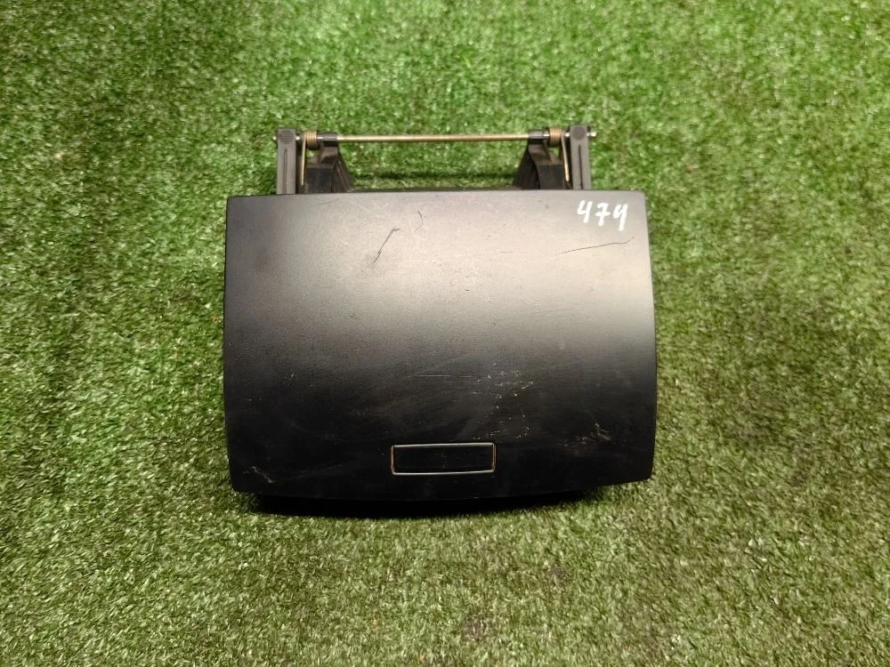 Бардачок Volkswagen Touareg I