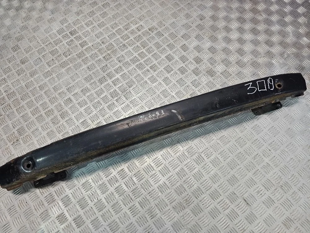 Усилитель заднего бампера Skoda Fabia 1