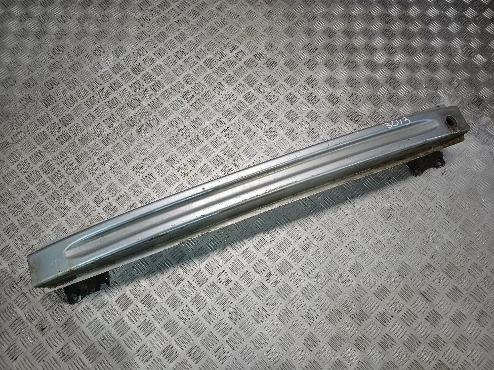 Усилитель заднего бампера Skoda Octavia A7