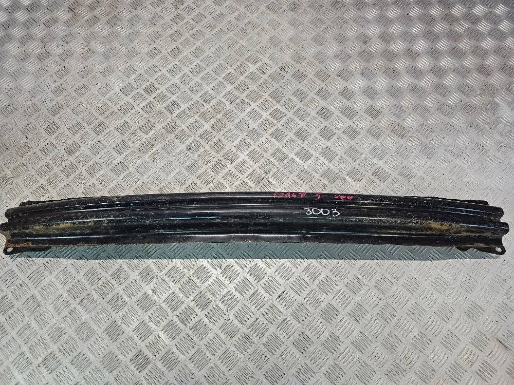 Усилитель заднего бампера VW Golf 5