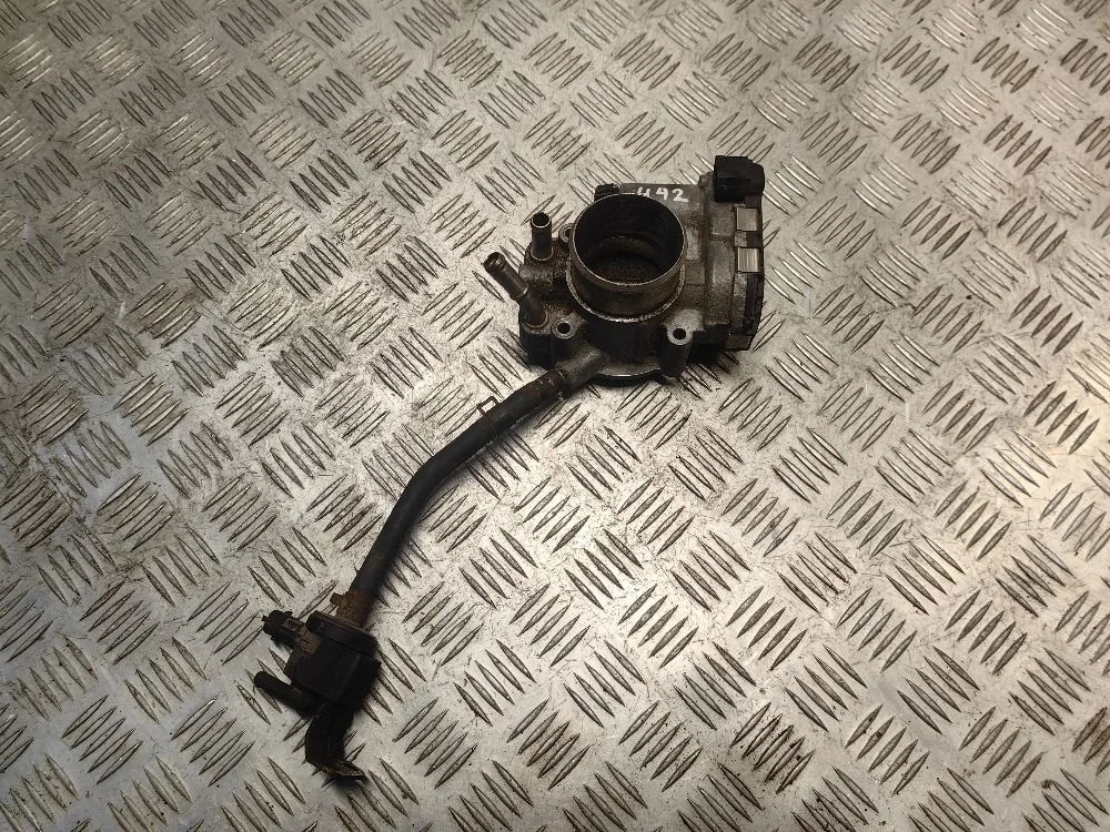 Заслонка дроссельная Hyundai Solaris