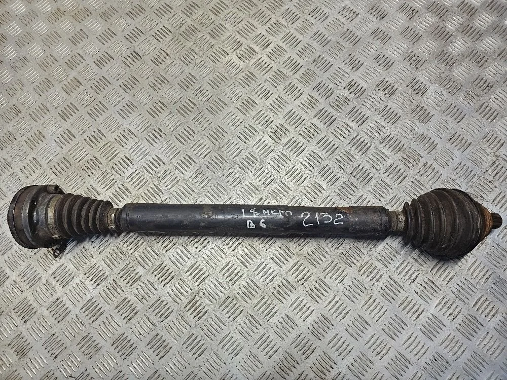 Полуось передняя правая Volkswagen Passat B6