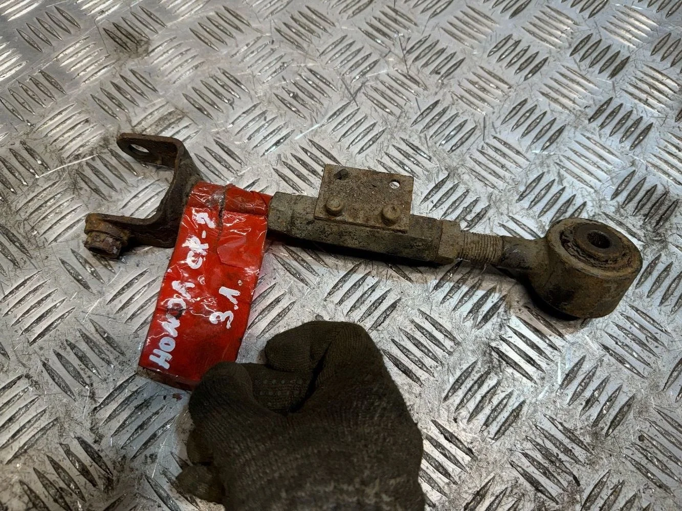 Рычаг задний левый Хонда cr-v 2