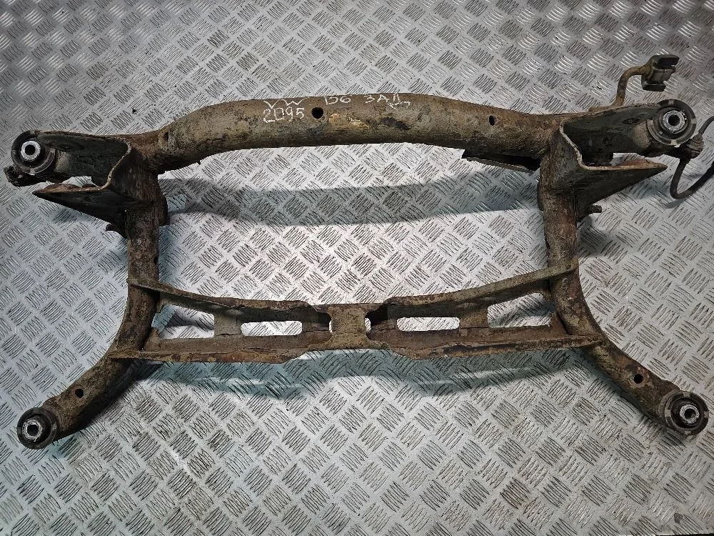 Подрамник Volkswagen Passat B6