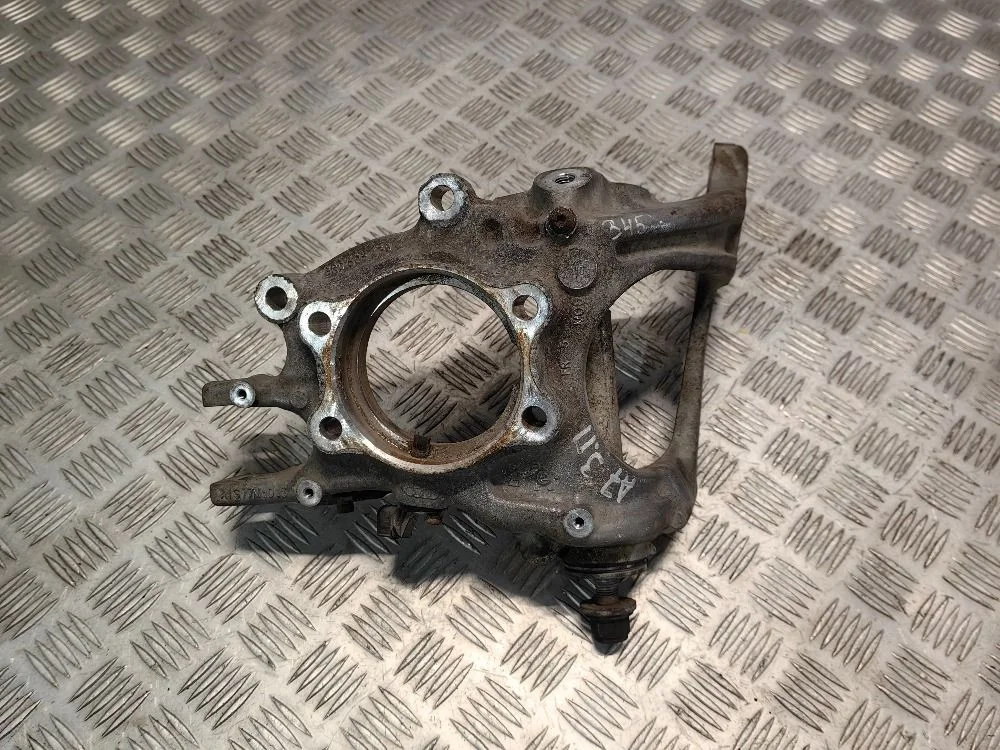 Кулак поворотный задний правый Audi A7