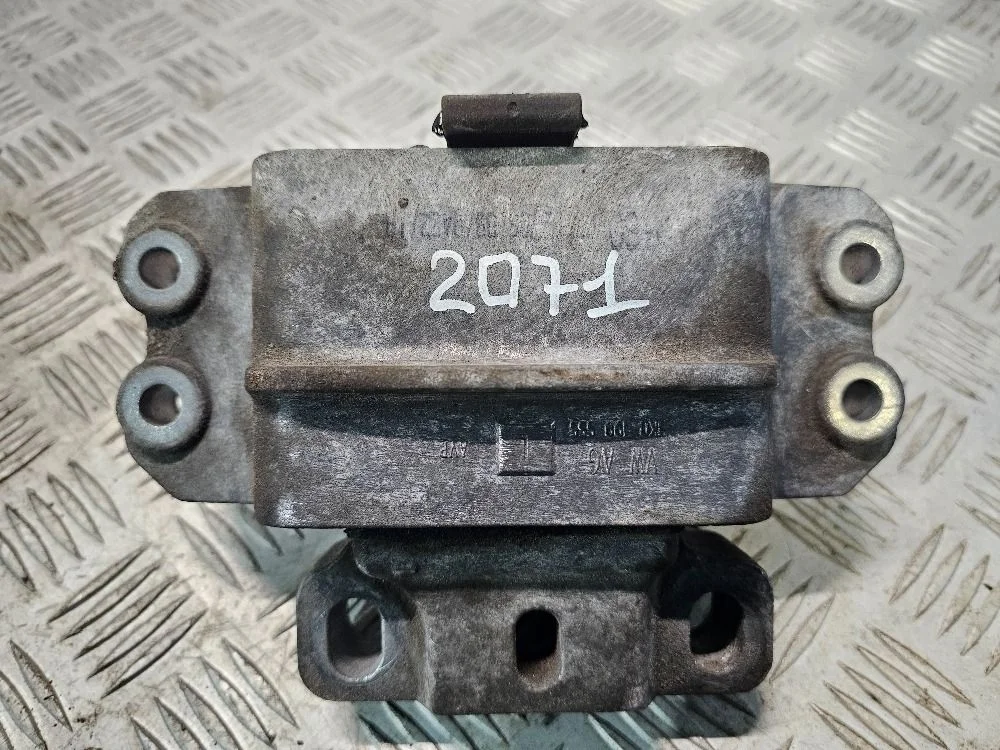 Подушки двигателя Volkswagen Golf (Mk5) V