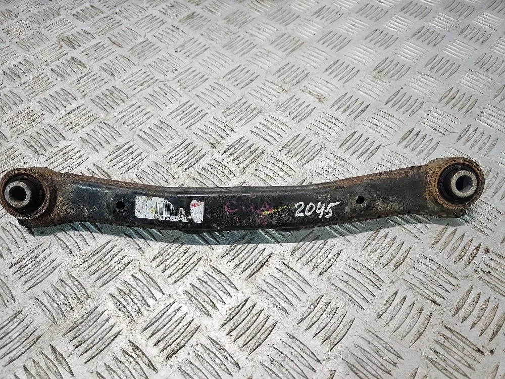 Рычаг поперечный Kia Ceed задний