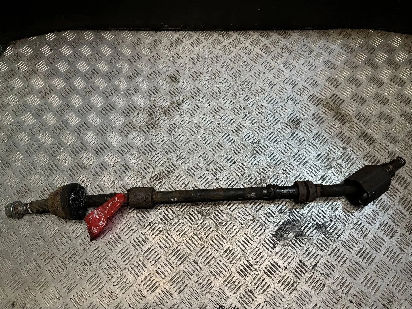 Привод передний правый Nissan Juke F15