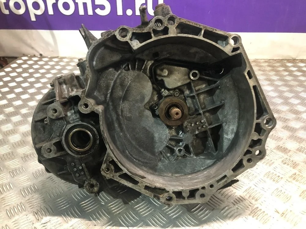 МКПП (с дефектом)  Opel Astra J