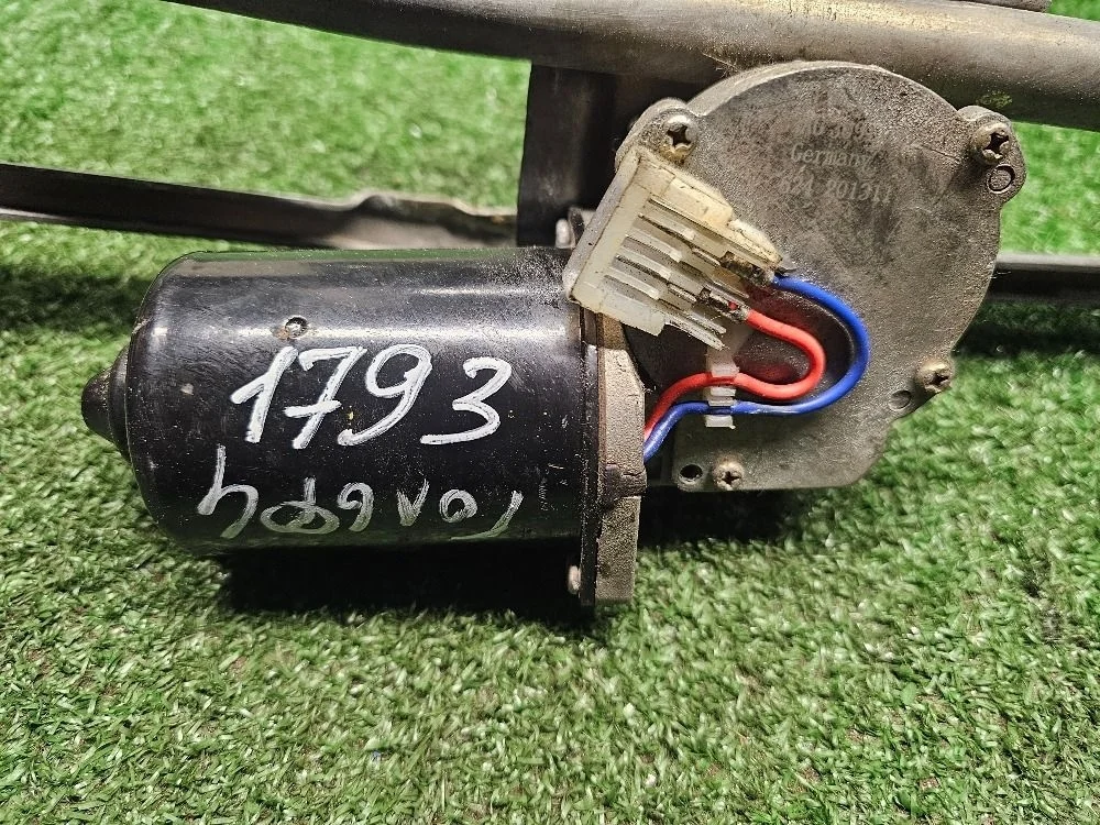 Моторчик дворника Volkswagen Golf IV