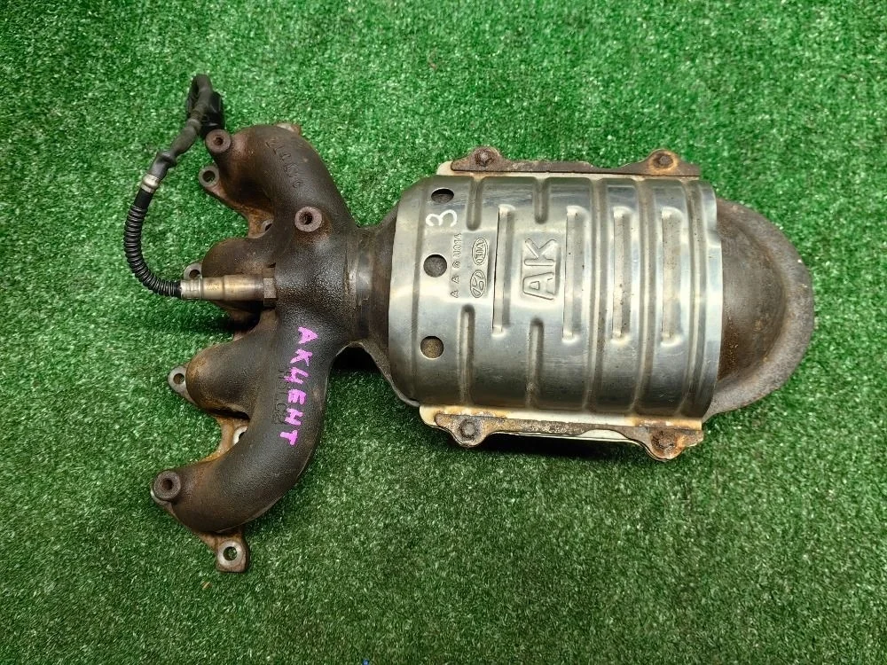 Коллектор выпускной (с катализатором) Accent