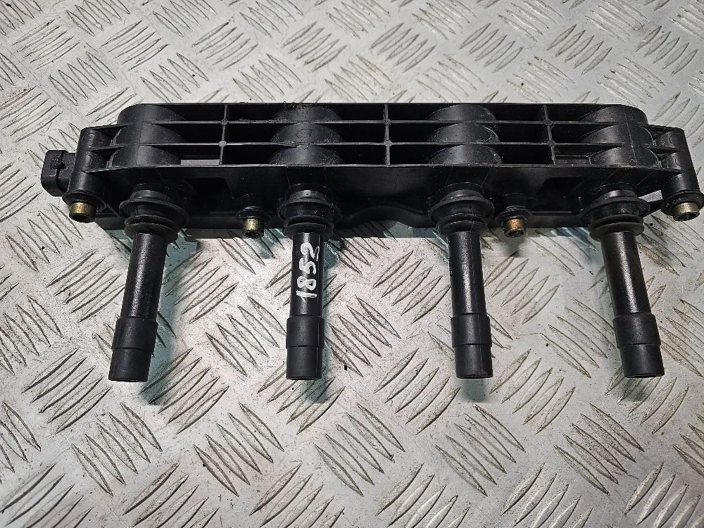 Катушка зажигания Opel Zafira A